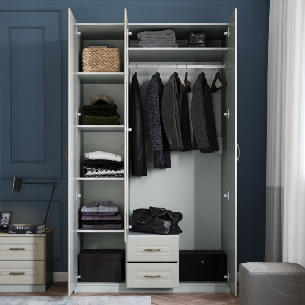 Распашные шкафы