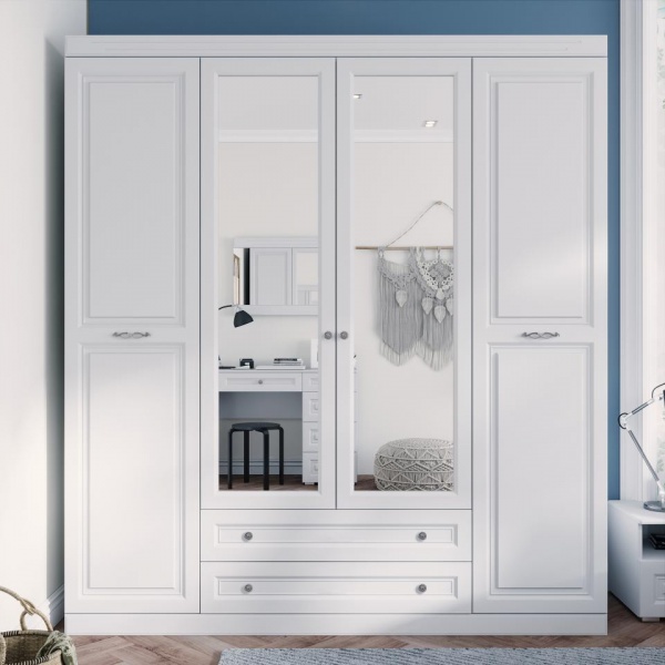 Распашные шкафы