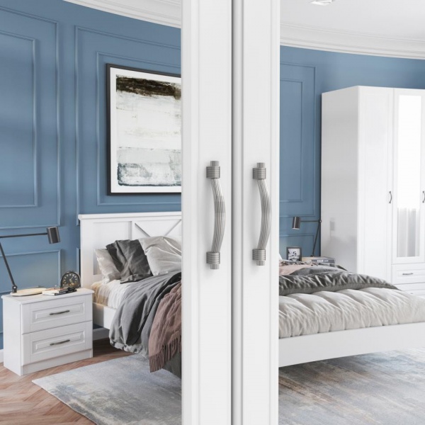 Распашные шкафы