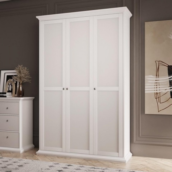 Распашные шкафы