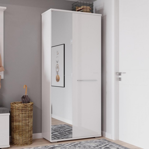 Распашные шкафы