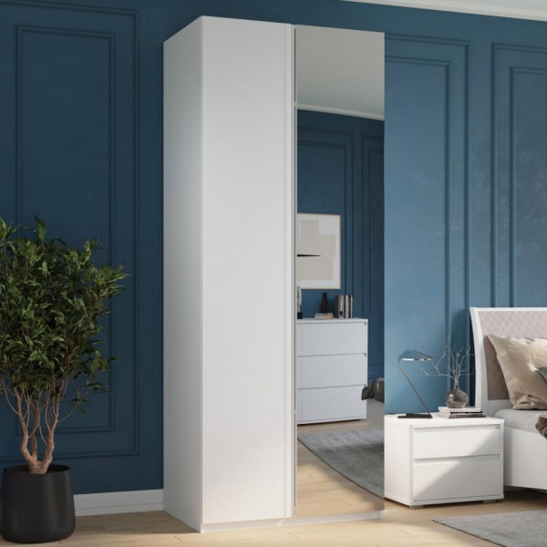 Распашные шкафы