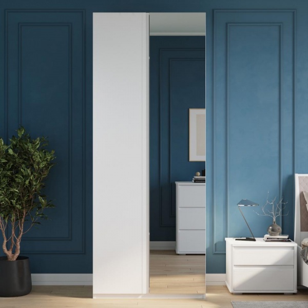 Распашные шкафы