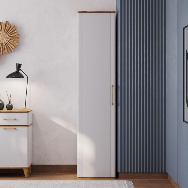 Распашные шкафы