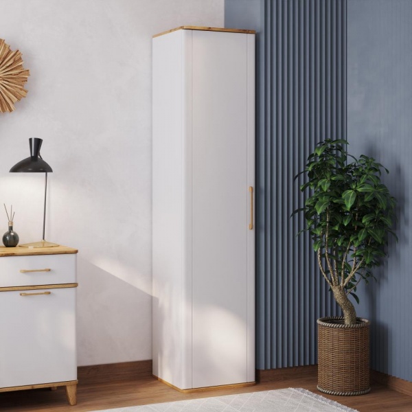 Распашные шкафы