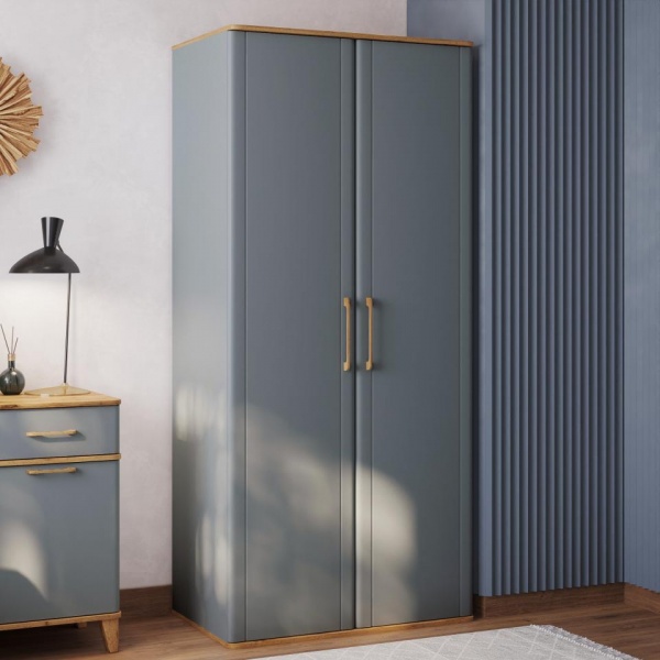 Распашные шкафы