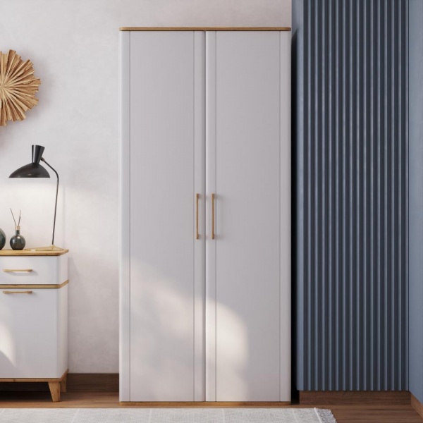 Распашные шкафы