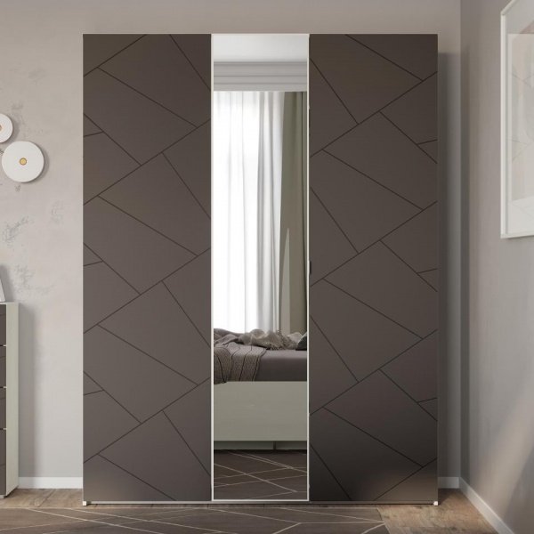 Распашные шкафы