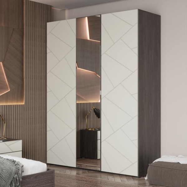 Распашные шкафы