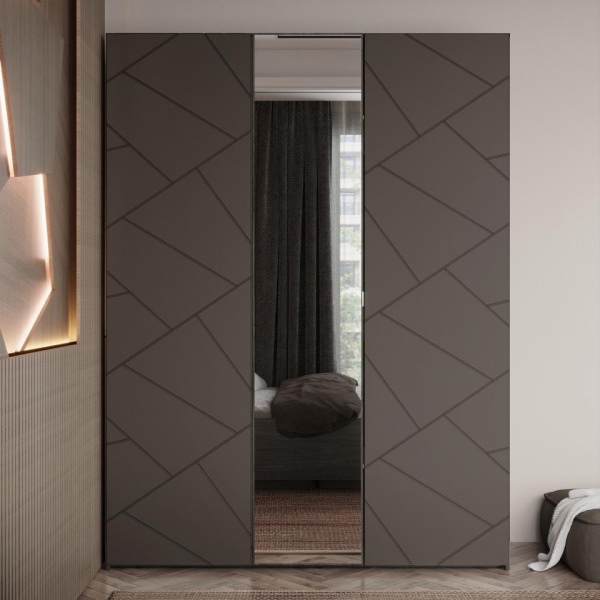 Распашные шкафы