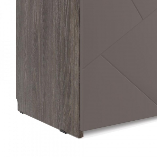 Распашные шкафы