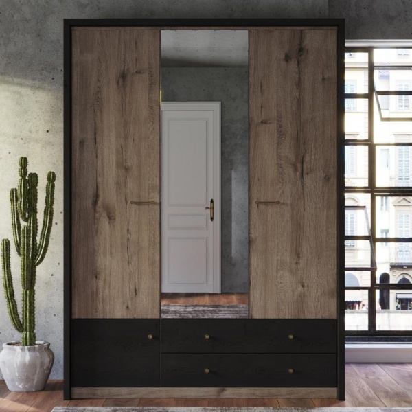 Распашные шкафы