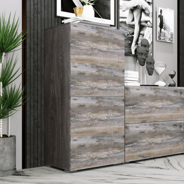 Распашные шкафы