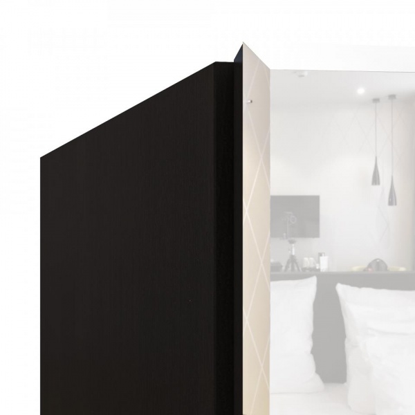 Распашные шкафы