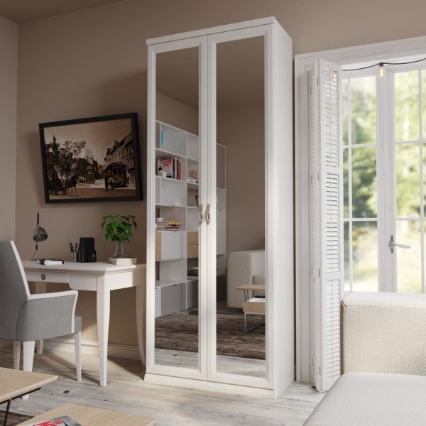 Распашные шкафы