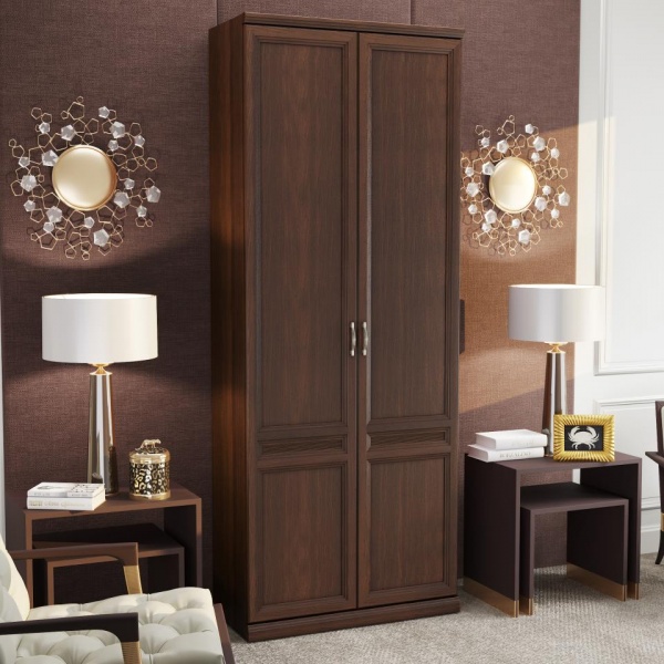 Распашные шкафы