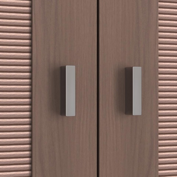 Распашные шкафы