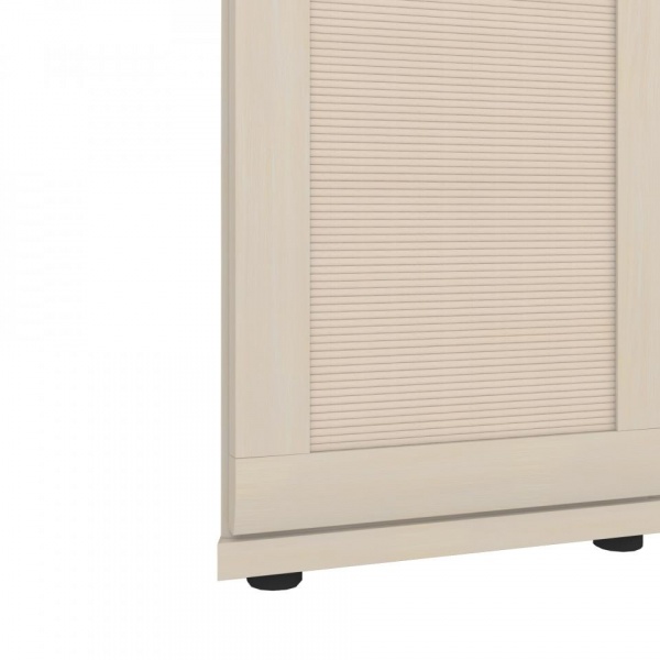 Распашные шкафы