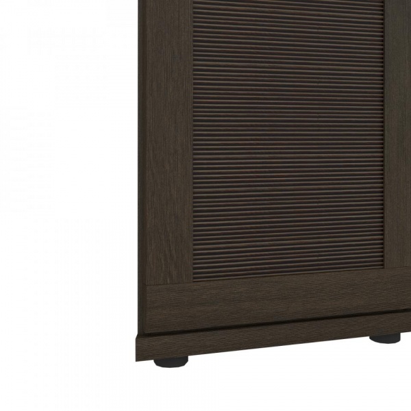 Распашные шкафы