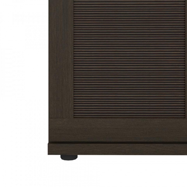 Распашные шкафы