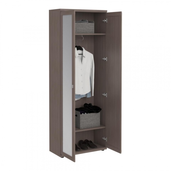 Распашные шкафы