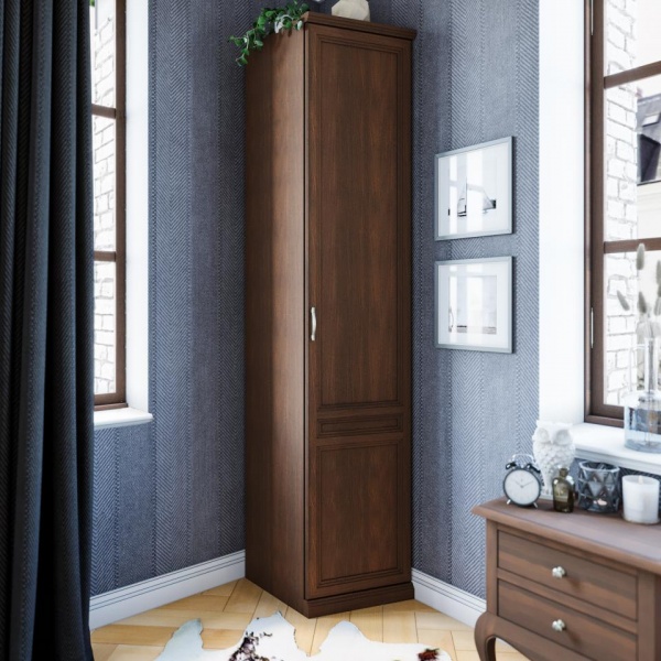 Распашные шкафы