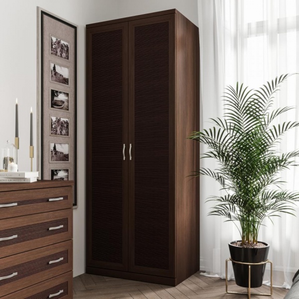 Распашные шкафы