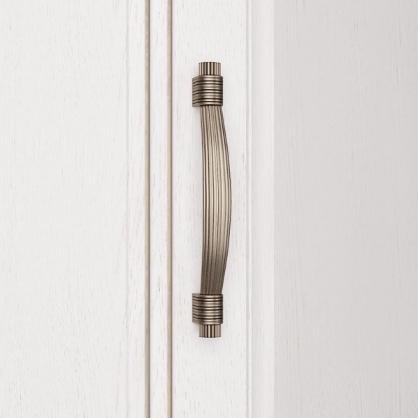 Распашные шкафы