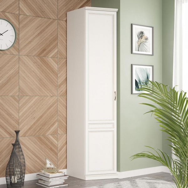 Распашные шкафы