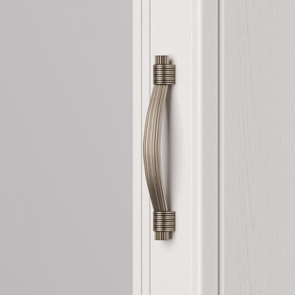 Распашные шкафы