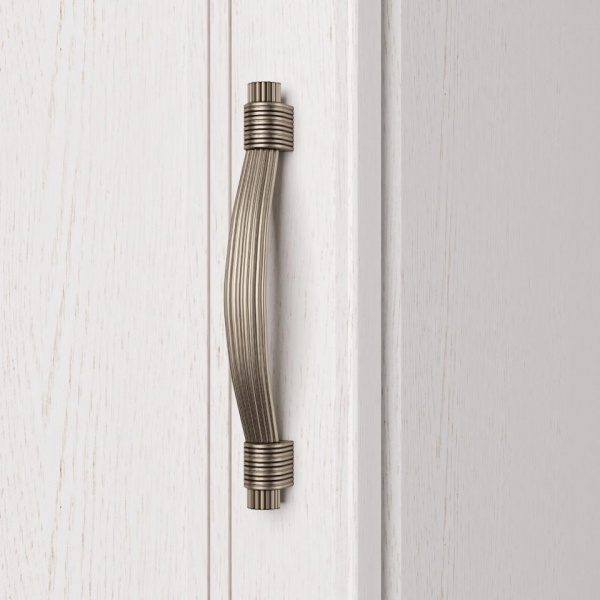 Распашные шкафы