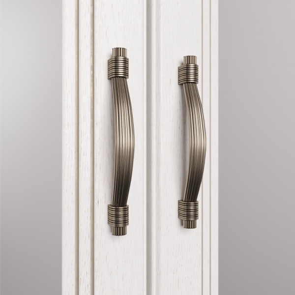 Распашные шкафы