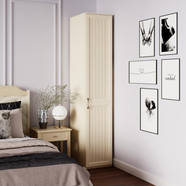 Распашные шкафы