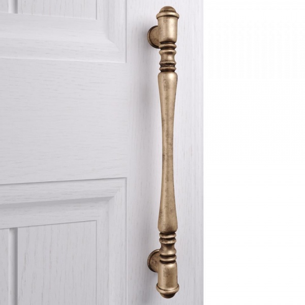 Распашные шкафы