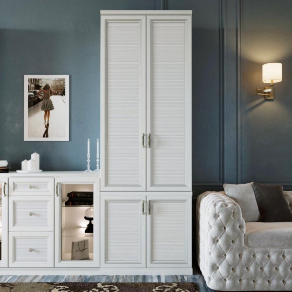 Распашные шкафы