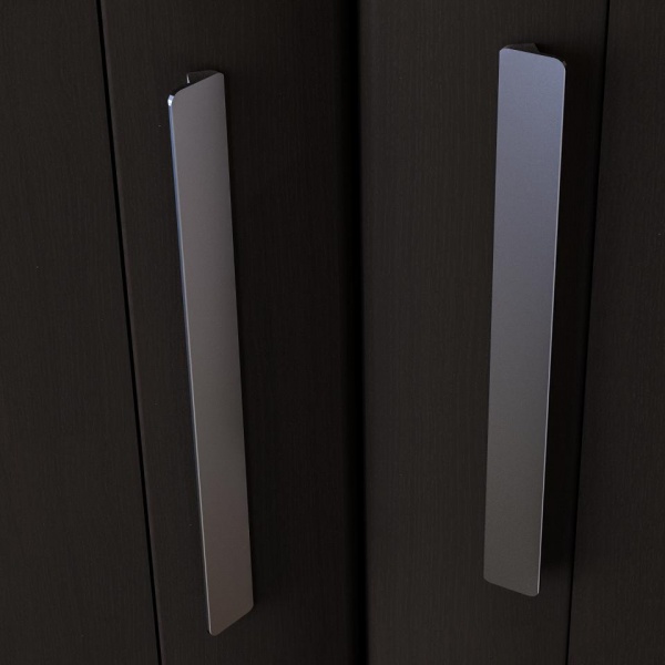 Распашные шкафы