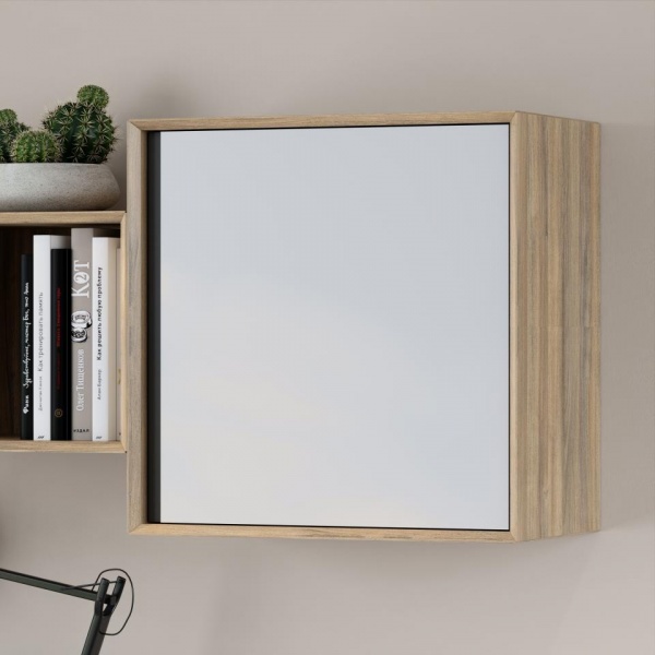 навесной шкаф в комнату