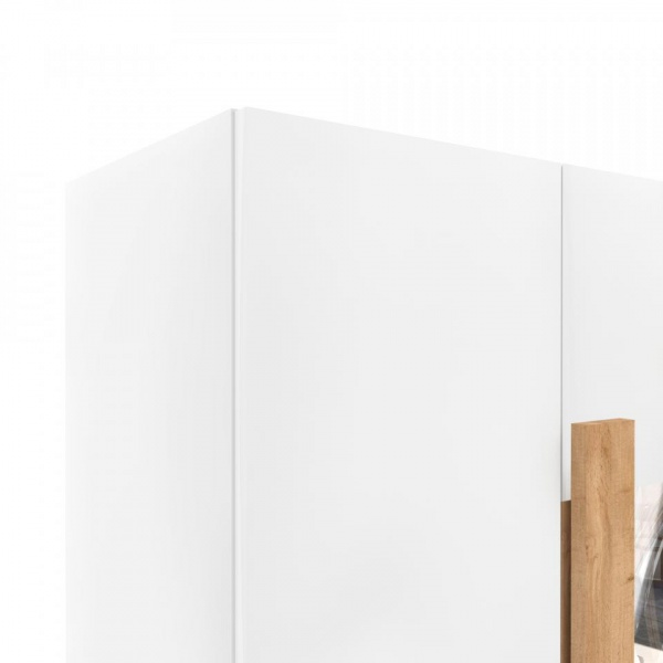 шкафы-витрины