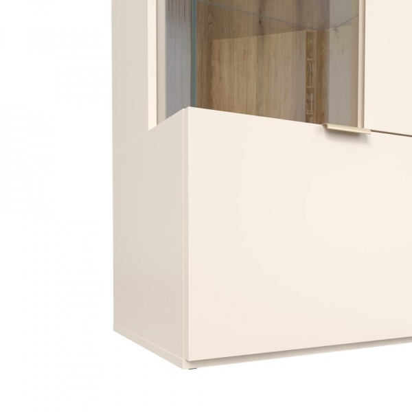 шкафы-витрины