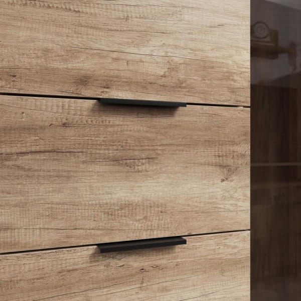 шкафы-витрины