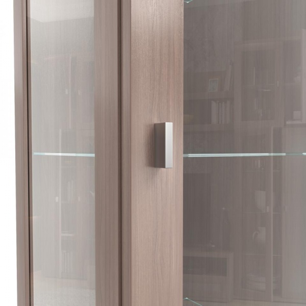 шкафы-витрины