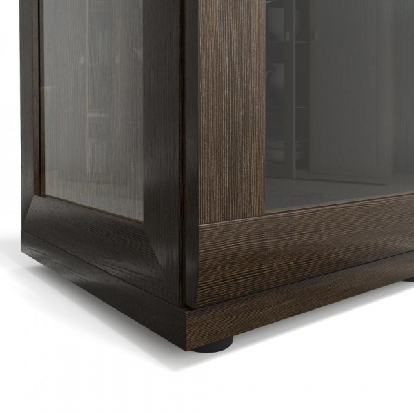 шкафы-витрины