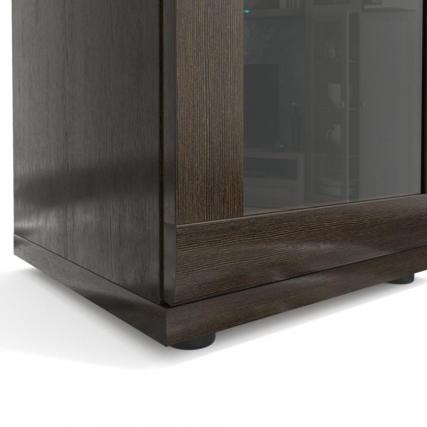 шкафы-витрины