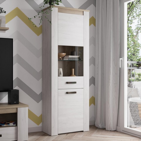 шкафы-витрины