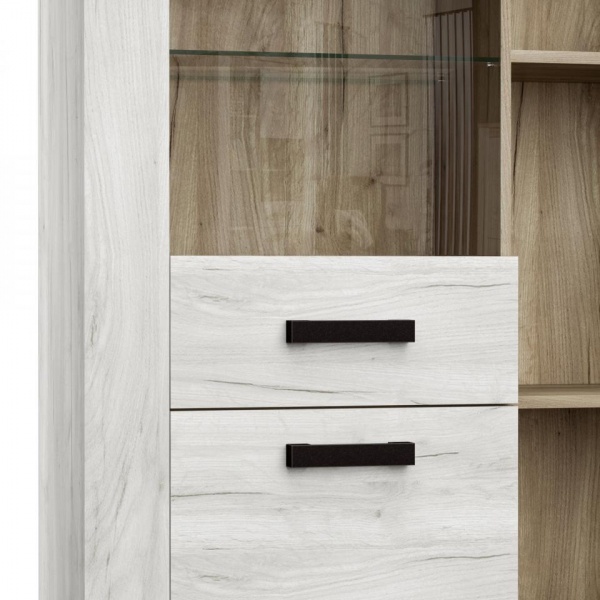 шкафы-витрины