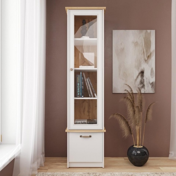 шкафы-витрины