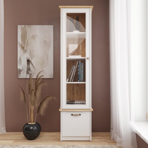 шкафы-витрины