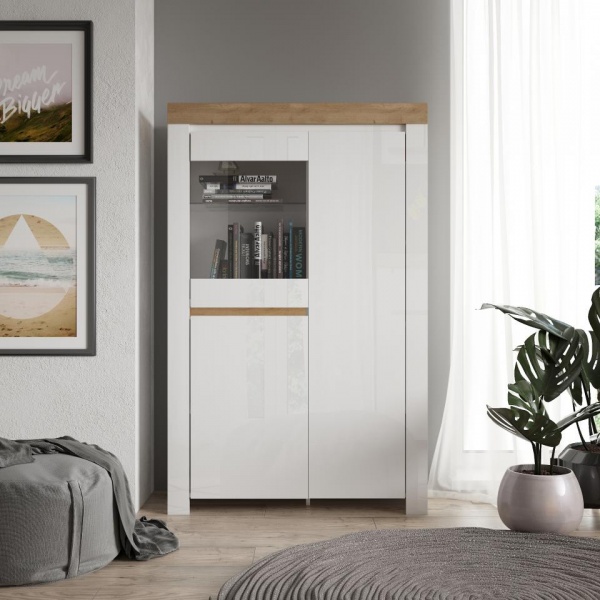 шкафы-витрины