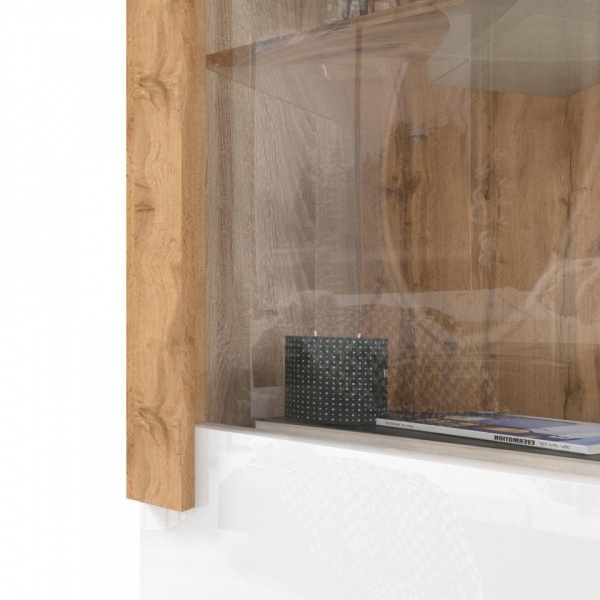 шкафы-витрины