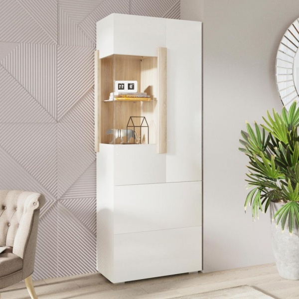 шкафы-витрины